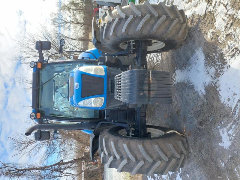 Tractors  New Holland T6.175 Photo